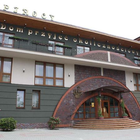 Hotel Pinocy Ledziny Exterior foto